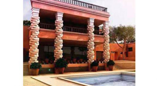 villas columnas en marbella